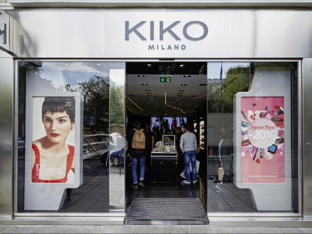 Réalisation d'un dépannage dans la boutique KIKO d'un centre commercial