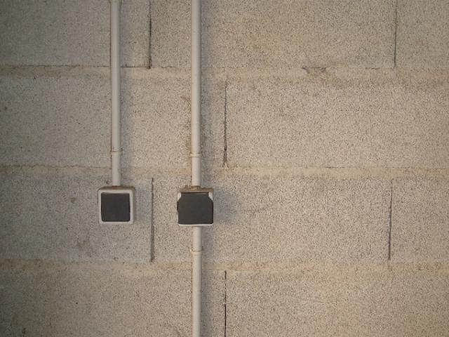 installation d'une prise green up pour la recharge d'une voiture électrique 