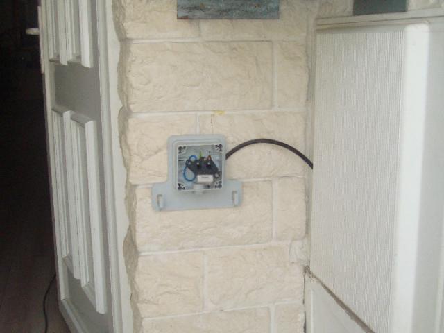 installation d'une prise de recharge voiture électrique Green Up