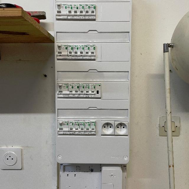 Changement d'un tableau électrique vétuste pour un tableau neuf 